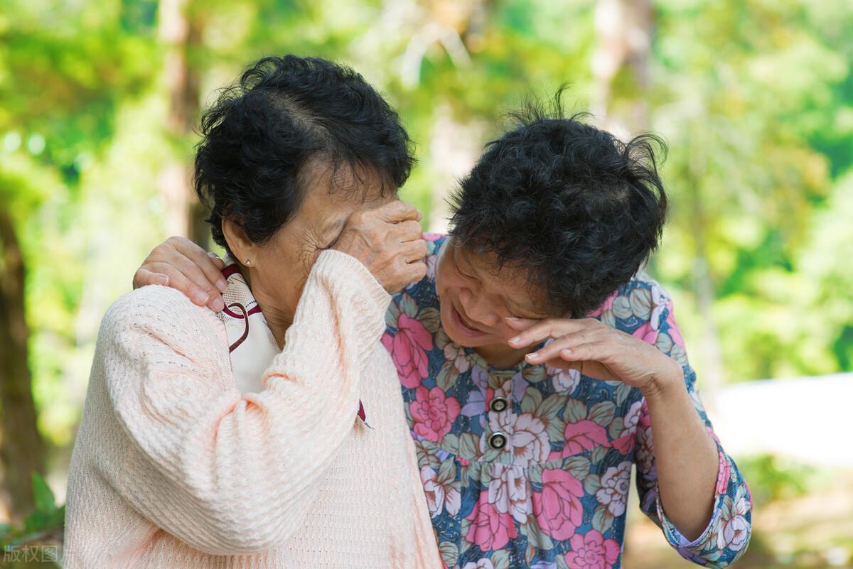 失踪女童家属疑熟人作案，警方全力调查追踪行动进展揭秘