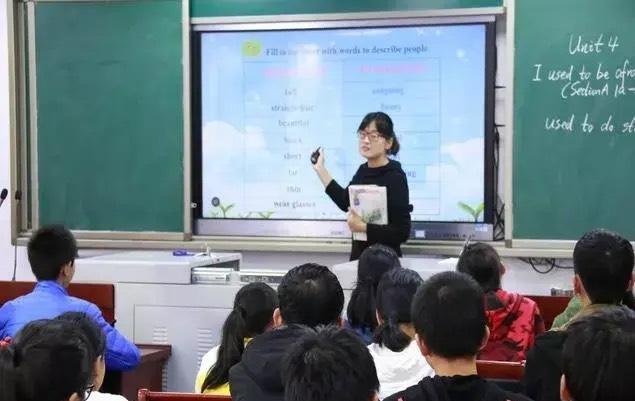 关于大专学历女干部提拔副科，公平、能力与发展的探讨